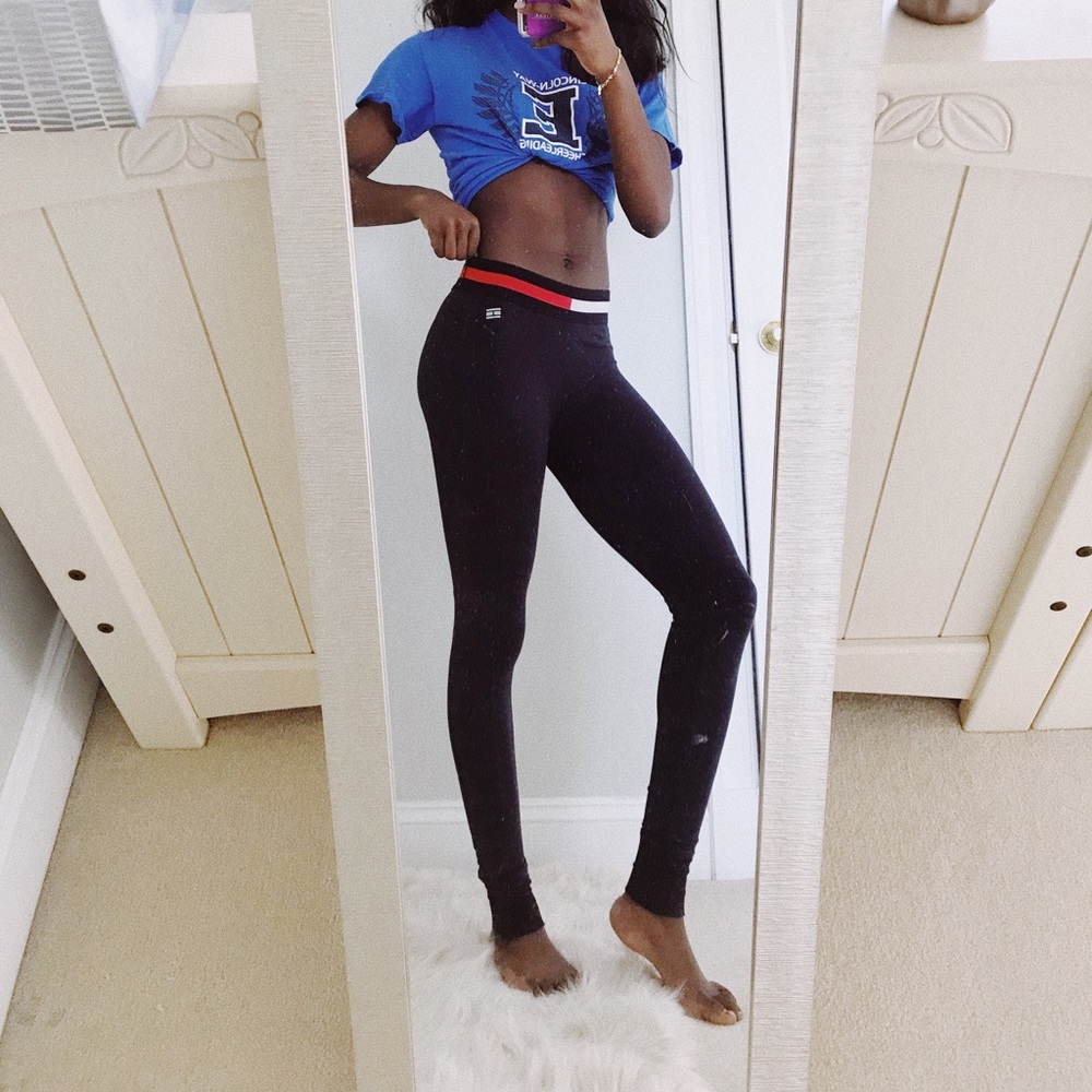 Tommy Hilfiger Leggings (MONDAY SALE❗️)